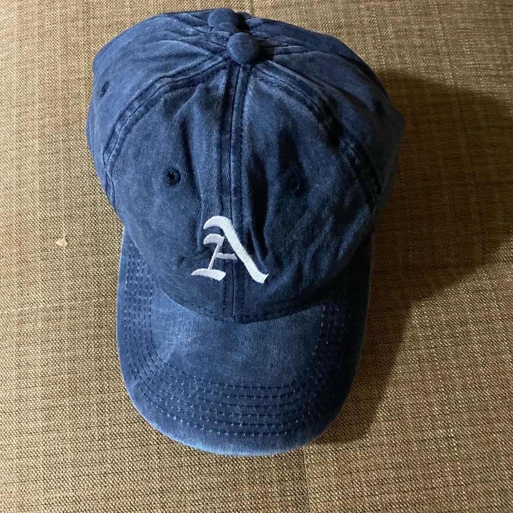 Baseball caps - Picture 4 of 12